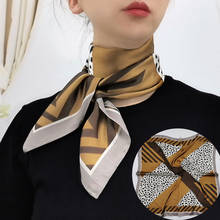 Bufanda cuadrada de seda para mujer, pañuelo con estampado de leopardo para el cuello y la Oficina, novedad de 2020 2024 - compra barato