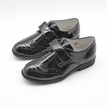 Черные лакированные броги для маленьких мальчиков; строгие свадебные туфли на липучке; Размеры 26-38 2024 - купить недорого