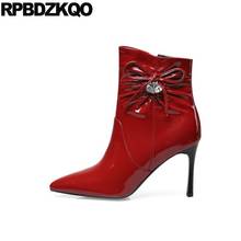 Botas de boda blancas con lazo para mujer, botines de charol con diamantes de imitación, Stiletto de diamante rojo vino, Punta puntiaguda, tacón alto 2024 - compra barato