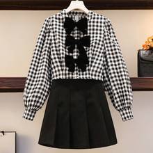Conjunto de dos piezas para mujer, blusa corta ajustada con lazo a cuadros, minifalda plisada, moda coreana 2024 - compra barato