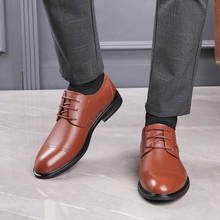 Повседневная мужская обувь, мужская повседневная мужская официальная Мужская черная натуральная кожа, 2021 мужская повседневная обувь для делового отдыха, мужская обувь 2024 - купить недорого