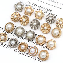 Botões femininos de haste dourada, pérola metal botão prateado roupas redonda vintage botão decorativo costura artesanato vestidos de casamento 2024 - compre barato