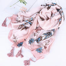 Bufanda larga de algodón con flores para mujer, chal de flecos suaves, a la moda, cálido para Otoño e Invierno 2024 - compra barato