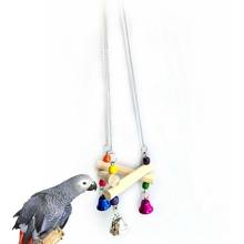 Papagaio balanço brinquedo de madeira grânulo engraçado pássaro swing perch periquito brinquedo balanço com sino gaiola de pássaro pendurado brinquedo de treinamento de papagaio 2024 - compre barato