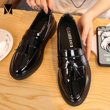 Sapatos mocassim de franja designer coreano, calçado de slip-on, espadrille, loafers femininos, baixos de couro patenteado, escola, meninas 2024 - compre barato