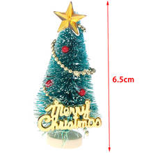 1: 12 миниатюрная Рождественская елка для кукольного домика с надписью «Merry Christmas», деревянная подставка, украшение 2024 - купить недорого