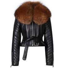 Ylolagain jaqueta feminina de couro legítimo, gola com pele de guaxinim, curta, casaco de couro de motociclista 2024 - compre barato