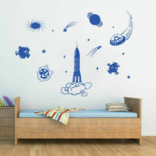 Adesivo de parede astronauta para crianças, decalque em vinil para decoração de casa, quarto, berçário, sala de jogos z849 2024 - compre barato