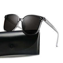 Солнцезащитные очки в пластиковой оправе UV400 для мужчин и женщин, классические модные дизайнерские Роскошные брендовые солнечные очки унисекс, 2021 2024 - купить недорого