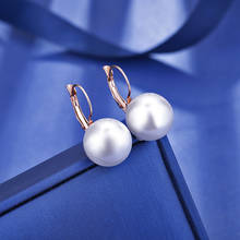 YiKLN-pendientes de perlas de acero inoxidable de titanio para mujer y niña, aretes de perlas de imitación blancas, estilo de oficina, joyería YE20051 2024 - compra barato