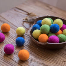 50PCS/lot Toys For Cats 3cm Wool Balls Pet Products Felt Balls For Cats Playing Chewing Rattle Scratch Felt Balls Cats Toy 2024 - buy cheap