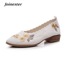 Women Vintage Autumn Pumps Floral Embroidery Pointed Toe Loafers for Ladies Slip-On Fashion Dress Shoes Low Heeled Retro Shoe 2024 - buy cheap