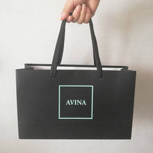 Bolsas de papel negras personalizadas, lote de 500 bolsas de ropa de Boutique con logotipo impreso para tiendas de mercado de compras, venta al por mayor 2024 - compra barato