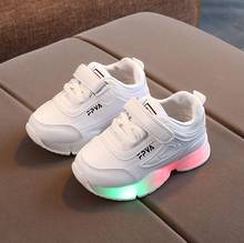 Детская спортивная обувь, светящаяся Весенняя мода, дышащая детская обувь для мальчиков и девочек, противоскользящая обувь светильник кроссовкой для бега 2024 - купить недорого