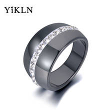 Anillos y joyas de fiesta de cristal de cerámica negra Bohemia YiKLN para mujeres anillo de compromiso de diamantes de imitación de arcilla blanca de acero inoxidable YR19081 2024 - compra barato
