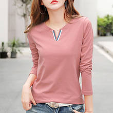 Женская футболка с длинным рукавом, свободная футболка из 2021 хлопка с V-образным вырезом, в Корейском стиле, большие размеры, Весна 100% 2024 - купить недорого