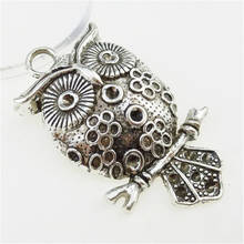 Pingente estiloso de pássaros coruja prata 12938-2 peças 2024 - compre barato