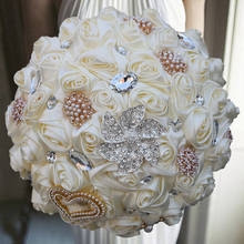 Venda imperdível broche de cristal de borboleta com flor de casamento 2024 - compre barato