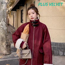 Короткие стильные женские парки, зимняя теплая одежда в стиле ретро, свободная популярная уличная одежда в Корейском стиле, для колледжа, с бархатной подкладкой, лидер продаж, шикарная 2024 - купить недорого