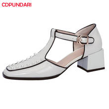 Sapatos de salto alto em couro legítimo, calçado casual feminino com faixa t e pérola, primavera-verão 2021 2024 - compre barato