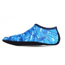 Zapatos acuáticos para hombre y mujer, zapatillas de playa acuáticas, de verano, Color sólido, calcetines 2024 - compra barato