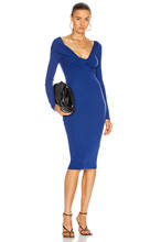 Женское облегающее платье с V-образным вырезом, длинным рукавом 2024 - купить недорого