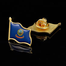 Insignia de solapa de la bandera del patriotismo del estado de Idaho, EE. UU., insignia de bandera ondulada de oro, Pin de joyería, broche para llevar en trajes y bolsas de viaje 2024 - compra barato
