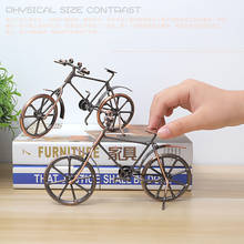 Modelo de bicicleta de Metal para niños, figuritas de bicicleta Retro en miniatura, adornos artesanales de escritorio, decoración del hogar en miniatura, juguete para niños, regalos de navidad 2024 - compra barato