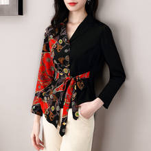 Blusas de estilo primavera-verano para mujer, camisas coreanas de manga larga con estampado de encaje y cuello en V, Tops de retazos SP606 2024 - compra barato