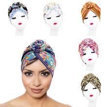 Модные пончики печатных хиджаб шапка Индия тюрбан женский платок на голову тюрбаны Boho Этническая внутренние хиджабы для Кепка исламские тюрбаны 2024 - купить недорого