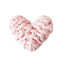 Travesseiro artesanal de algodão, macio, feito a mão, em forma de coração, com nó, para fotografia, adereços para decoração de casa, presente para crianças 2024 - compre barato