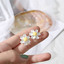 TIMEONLY Sweet Summer Flowers Stud Earrings White Yellow Color Resin for Women Girls Elegant Korean Style Earring Party Jewelry 2024 - buy cheap