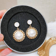 Pendientes largos con perlas de imitación para mujer, aretes colgantes, estilo clásico, elegante, coreano, para fiesta, boda 2024 - compra barato