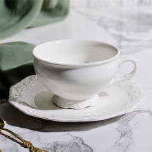 Taza de café Retro de cerámica de estilo europeo con platillo, vajilla para el hogar, Taza de leche de desayuno de porcelana blanca, regalos de taza de té para oficina 2024 - compra barato
