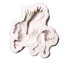 Molde de silicona para Fondant, herramientas de decoración de pasteles de caballo 3D, molde de Chocolate para, Pegasus, para hornear en forma de fruta H356 2024 - compra barato