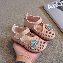 Sandalias con cabeza redonda para niñas pequeñas, zapatos planos de suela suave con flores, para primavera y verano, 2021 2024 - compra barato