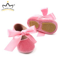 Zapatos con lazo de encaje para niña, zapatillas antideslizantes con lazo bonito para bebé, zapatos de princesa rosa y dorado para niña recién nacida 2024 - compra barato