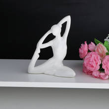 Decoración de chica de Yoga creativa y Simple, adorno artesanal de cerámica, 6 figuritas de escritorio 2024 - compra barato