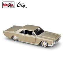 Maisto 1:26 1966 Lincoln Continental Model Car Simulation Alloy Racing Metal Toy Car Children Toy Gift Collection 2024 - buy cheap