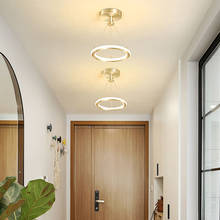 Lámpara de pasillo simple y moderna, candelabro de techo de tres cabezas de color, se puede cambiar libremente, Guardarropa para el hogar, sala de estar y dormitorio 2024 - compra barato