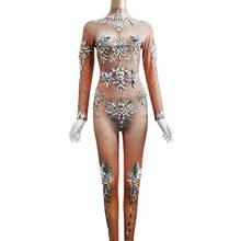Новый комбинезон с блестящими кристаллами женский сценический костюм сексуальные Стразы эластичное боди комбинезоны бар DJ певица вечерние танцевальная одежда для сцены 2024 - купить недорого