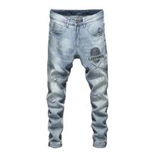 Уличная одежда в стиле «хип-хоп», тонкий Для мужчин брюки Для Мужчин's джинсы скинни светильник Синие рваные байкерские джинсы Guinness для Для мужчин лоскутное Для мужчин брюки 2024 - купить недорого