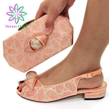 Zapatos de tacón bajo con forma de banda estrecha para mujer, conjunto de bolsa y zapatos de fiesta, Color melocotón, diseño italiano, novedad de verano, 2021 2024 - compra barato