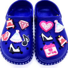 Zapatos de tacón alto de cocodrilo para niña, accesorio con agujeros y hebilla, serie Rosa mixta, para boda, regalo, 50 Uds. 2024 - compra barato