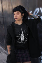 Camiseta de la buena suerte tumblr para mujer, Camiseta de algodón con estampado grunge unisex, camiseta de moda para Halloween, camiseta 2024 - compra barato