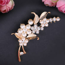 Broche de perlas de cristal, joyería para mujer, accesorios de moda de boda, insignias de hojas de flores de diamantes de imitación, broches de color oro, regalo 2024 - compra barato