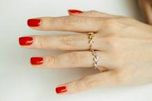 Женское кольцо с фианитом, регулируемое обручальное кольцо с листьями из розового золота, 2020 2024 - купить недорого
