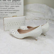 Baoyafang sapatos de salto fino bico fino, 5cm mulheres pérola branca flor sapatos e bolsas de casamento bico fino sapatos femininos vestido de festa 2024 - compre barato