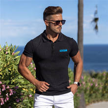 Camiseta de entrenamiento para hombre, Polo de manga corta, ropa de Fitness, tendencia deportiva, informal, para primavera y verano, nueva marca 2024 - compra barato