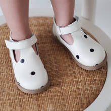 Sandália de couro legítimo infantil, sapatos casuais de verão para meninas, calçados de princesa confortáveis com estampa de couro de vaca, sandálias escolares para crianças 6t 2024 - compre barato